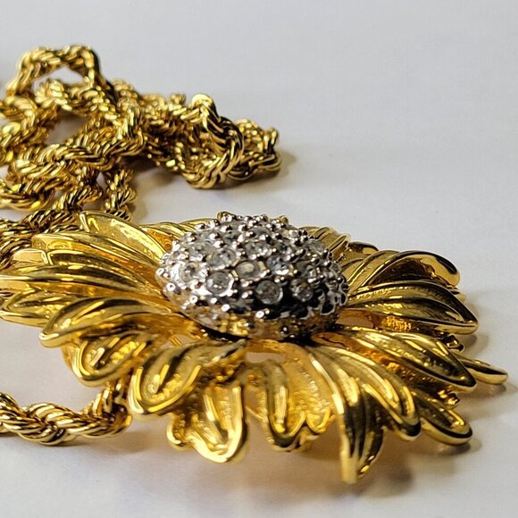 Vintage Gold Plated Sunflower Pendant Necklace & Brooch - Picture 3 of 10